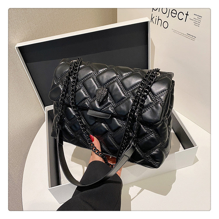 Chanel-style Fashionable Handbag
